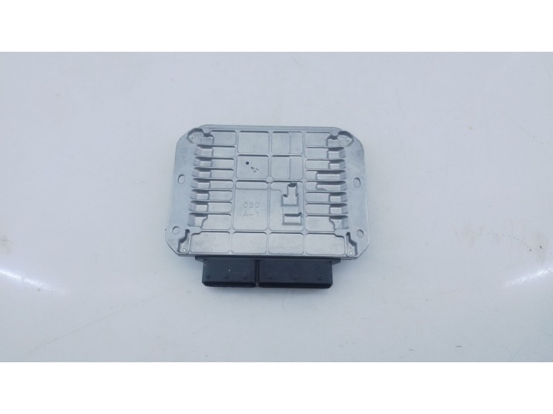 Recambio de centralita motor uce para mazda 6 sedán (gh) 2.2 d (gh10) referencia OEM IAM R2BF18881C 2757000192 