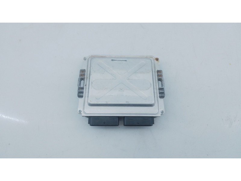 Recambio de centralita motor uce para renault clio iv (bh_) 0.9 tce 90 lpg referencia OEM IAM R360082G54 616000396 