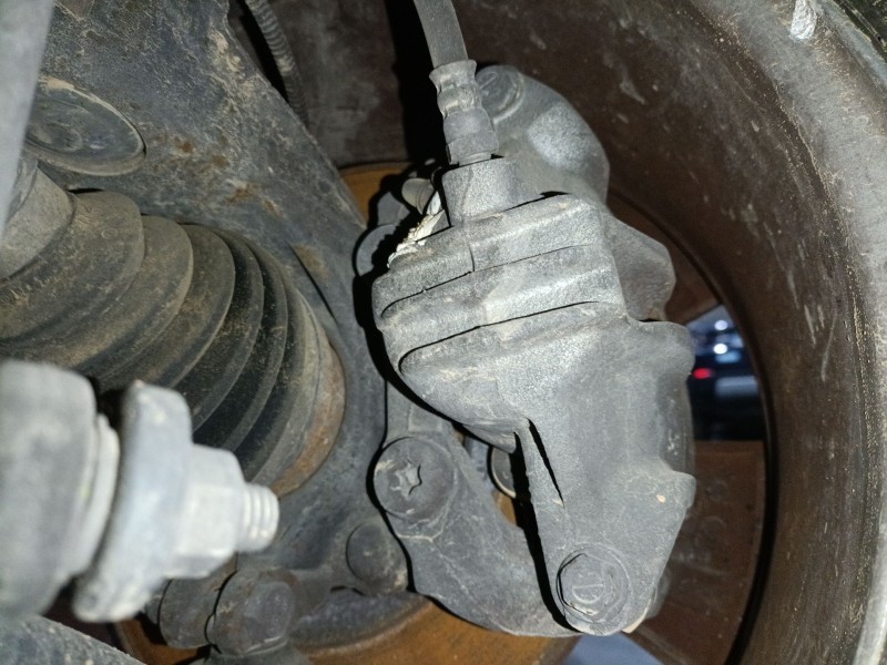 Recambio de pinza freno delantera izquierda para peugeot 2008 i (cu_) 1.2 vti referencia OEM IAM   