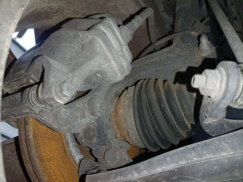 Recambio de mangueta delantera derecha para peugeot 2008 i (cu_) 1.2 vti referencia OEM IAM   