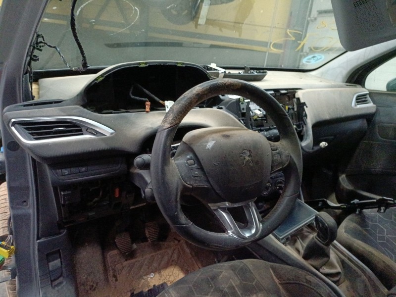 Recambio de salpicadero para peugeot 2008 i (cu_) 1.2 vti referencia OEM IAM   