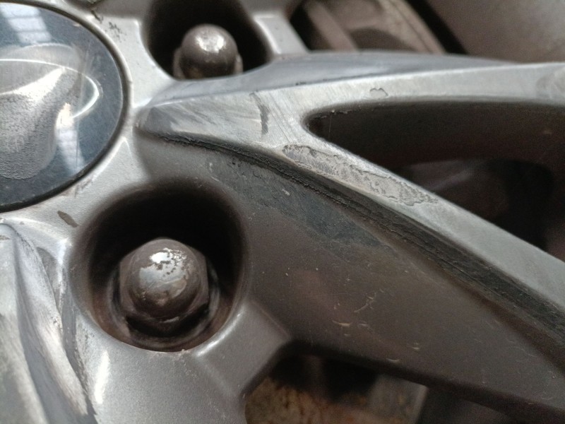 Recambio de llanta para hyundai ix35 (lm, el, elh) 1.7 crdi referencia OEM IAM 215/70/16  