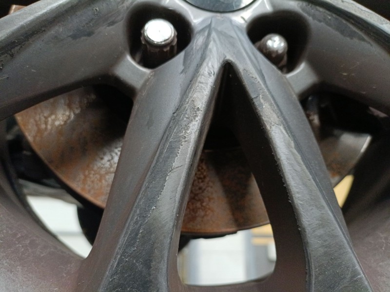 Recambio de llanta para hyundai ix35 (lm, el, elh) 1.7 crdi referencia OEM IAM 215/70/16  