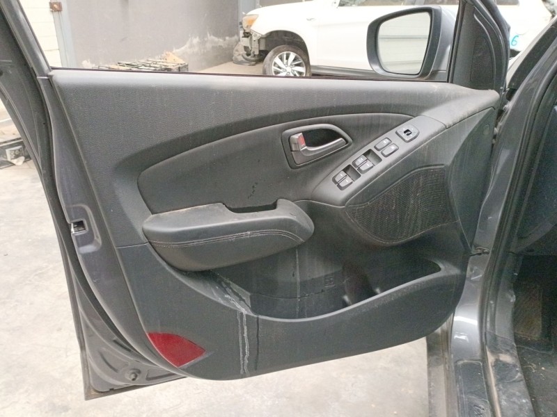 Recambio de guarnecido puerta delantera izquierda para hyundai ix35 (lm, el, elh) 1.7 crdi referencia OEM IAM   