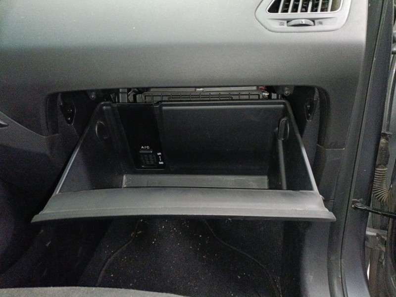 Recambio de guantera para hyundai ix35 (lm, el, elh) 1.7 crdi referencia OEM IAM   