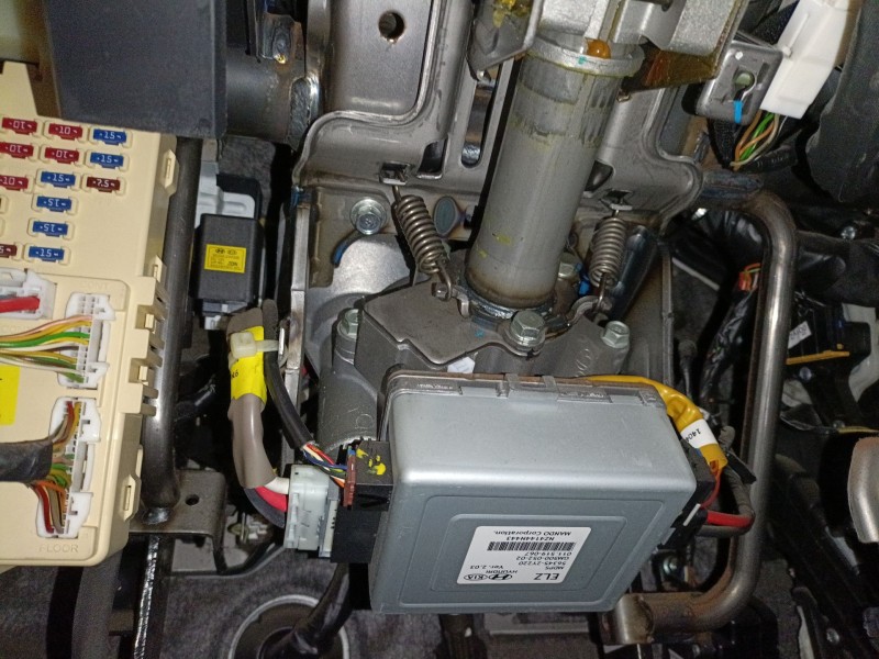 Recambio de columna direccion para hyundai ix35 (lm, el, elh) 1.7 crdi referencia OEM IAM 563452Y220 GM50005202 