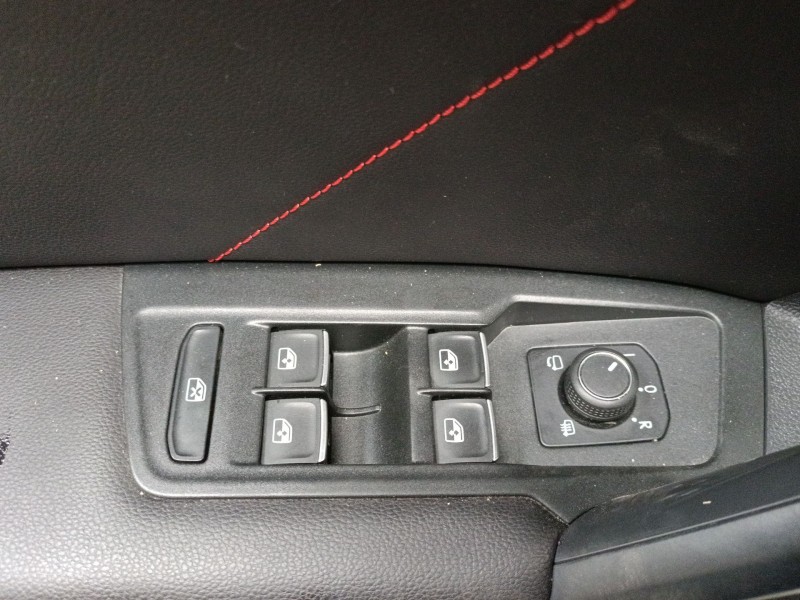 Recambio de mando elevalunas delantero izquierdo para volkswagen tiguan (ad1, ax1) 2.0 tdi referencia OEM IAM   