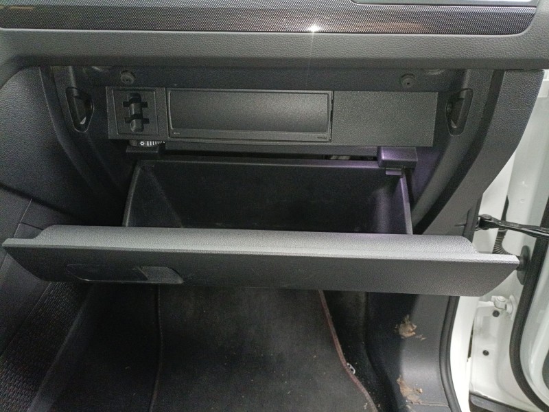 Recambio de guantera para volkswagen tiguan (ad1, ax1) 2.0 tdi referencia OEM IAM   