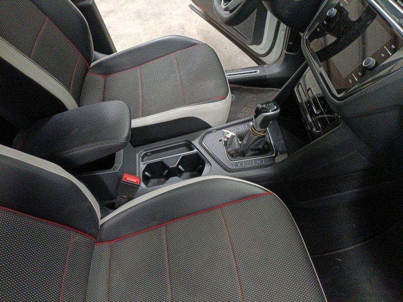 Recambio de consola central para volkswagen tiguan (ad1, ax1) 2.0 tdi referencia OEM IAM   