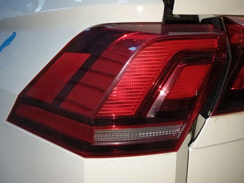 Recambio de piloto trasero izquierdo para volkswagen tiguan (ad1, ax1) 2.0 tdi referencia OEM IAM   