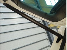 AMORTIGUADOR PORTON TRASERO IZQUIERDO 5NA827851E 