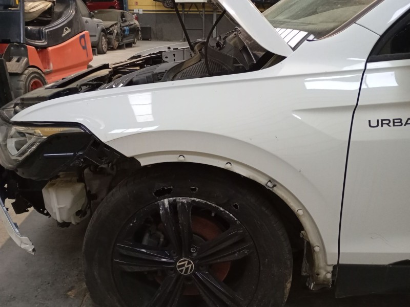Recambio de aleta delantera izquierda para volkswagen tiguan (ad1, ax1) 2.0 tdi referencia OEM IAM   