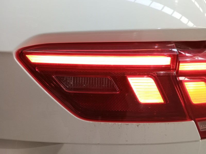 Recambio de piloto trasero derecho porton para volkswagen tiguan (ad1, ax1) 2.0 tdi referencia OEM IAM   