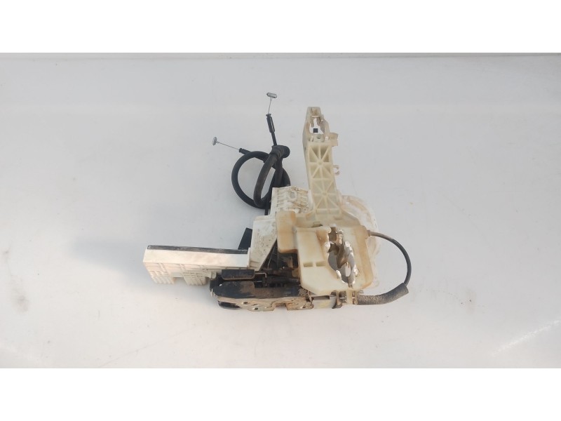 Recambio de cerradura puerta delantera izquierda para hyundai tucson (tl, tle) 2.0 crdi a las 4 ruedas referencia OEM IAM   