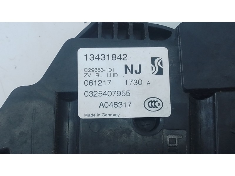 Recambio de cerradura puerta trasera izquierda para opel corsa e (x15) 1.3 cdti (08, 68) referencia OEM IAM   