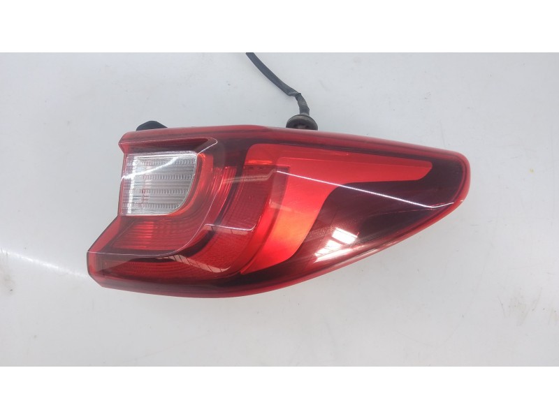 Recambio de piloto trasero derecho para kia stonic (yb) 1.2 cvvt referencia OEM IAM   