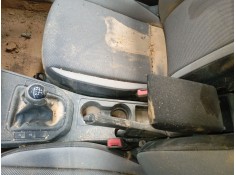 Recambio de consola central para seat ibiza v (kj1, kjg) 1.0 mpi referencia OEM IAM   