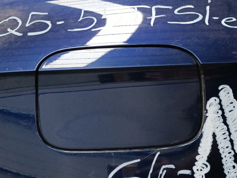 Recambio de tapa exterior combustible para audi q5 (fyb, fyg) 55 tfsi e quattro referencia OEM IAM   