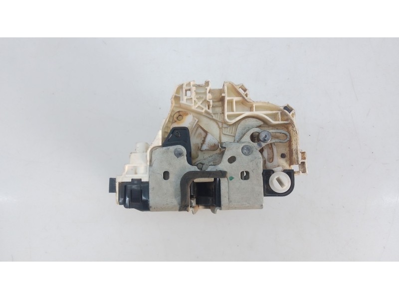 Recambio de cerradura puerta trasera izquierda para jeep grand cherokee iv (wk, wk2) 3.0 crd v6 4x4 referencia OEM IAM   