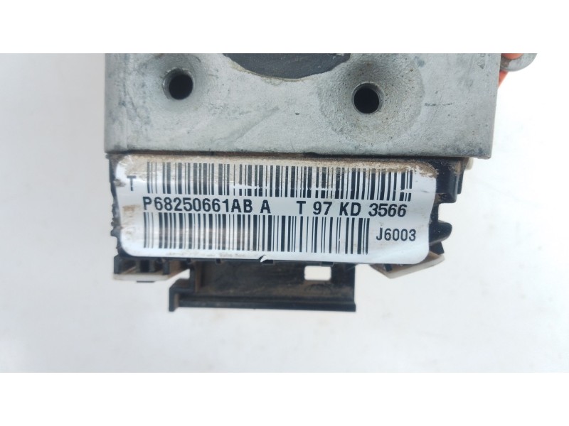 Recambio de cerradura puerta delantera izquierda para jeep grand cherokee iv (wk, wk2) 3.0 crd v6 4x4 referencia OEM IAM   