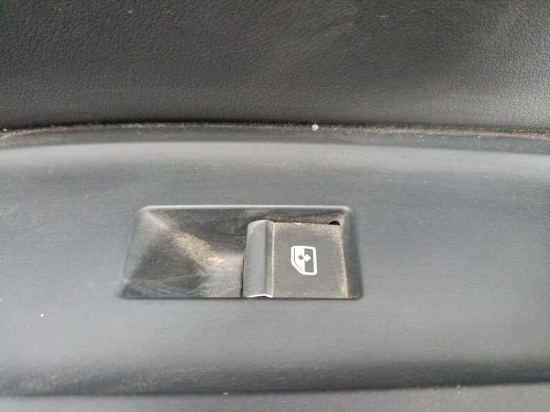 Recambio de mando elevalunas delantero derecho para audi q5 (fyb, fyg) 55 tfsi e quattro referencia OEM IAM   