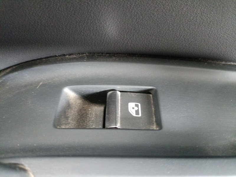 Recambio de mando elevalunas trasero derecho para audi q5 (fyb, fyg) 55 tfsi e quattro referencia OEM IAM   