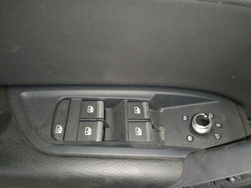 Recambio de mando elevalunas delantero izquierdo para audi q5 (fyb, fyg) 55 tfsi e quattro referencia OEM IAM   
