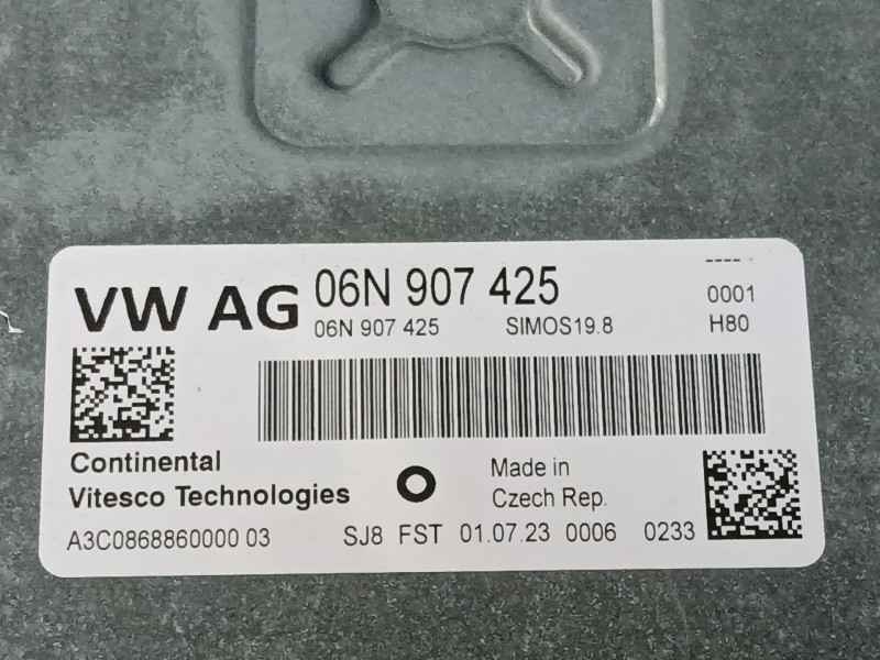 Recambio de centralita motor uce para audi q5 (fyb, fyg) 55 tfsi e quattro referencia OEM IAM 06N907425 A3C086886000003 
