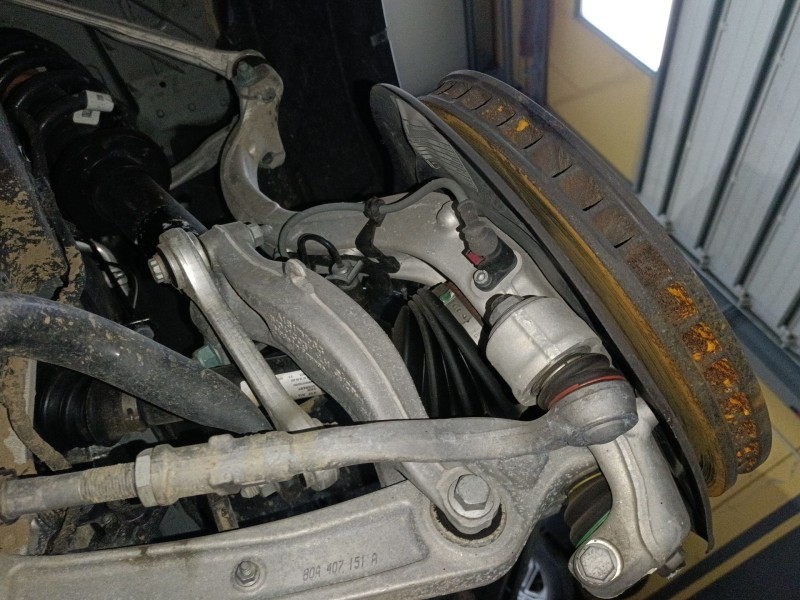 Recambio de mangueta delantera izquierda para audi q5 (fyb, fyg) 55 tfsi e quattro referencia OEM IAM   