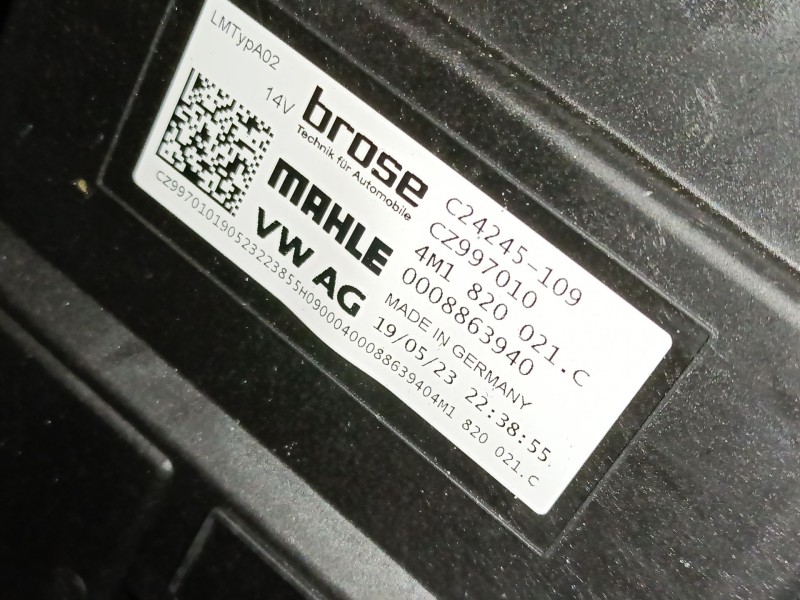 Recambio de ventilador calefaccion para audi q5 (fyb, fyg) 55 tfsi e quattro referencia OEM IAM 4M1820021.C CZ997010 