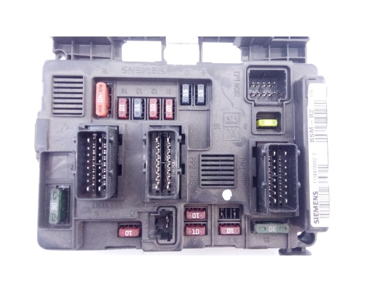 Recambio de caja reles / fusibles para peugeot partner furgoneta/monovolumen (5_, g_) 1.9 d referencia OEM IAM 9643498980  E3-B2