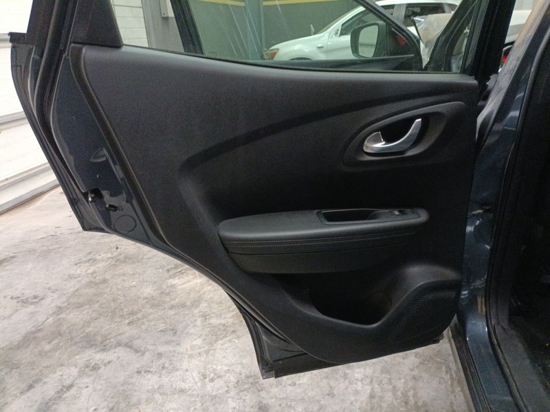 Recambio de guarnecido puerta trasera izquierda para renault kadjar (ha_, hl_) 1.5 blue dci 115 referencia OEM IAM   