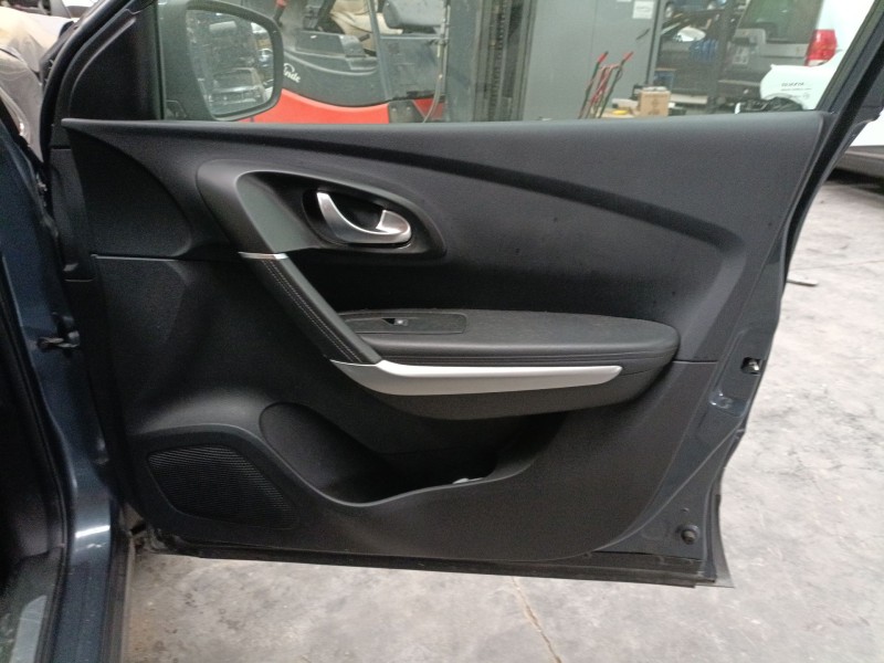 Recambio de guarnecido puerta delantera derecha para renault kadjar (ha_, hl_) 1.5 blue dci 115 referencia OEM IAM   