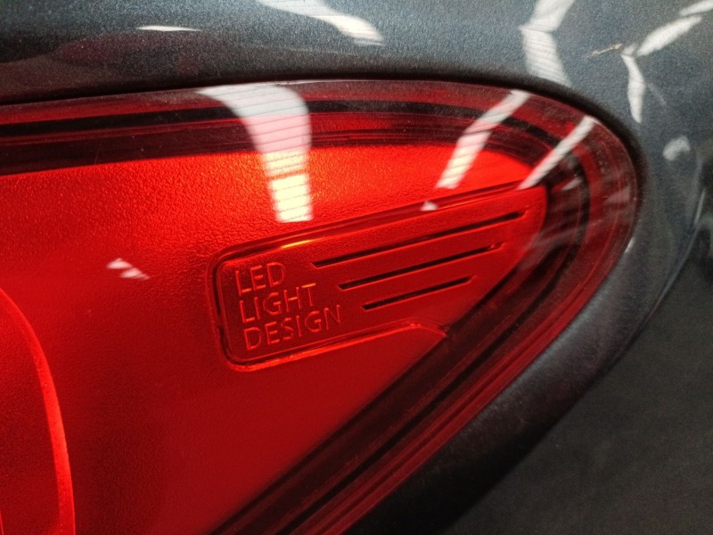 Recambio de piloto trasero derecho para renault kadjar (ha_, hl_) 1.5 blue dci 115 referencia OEM IAM   