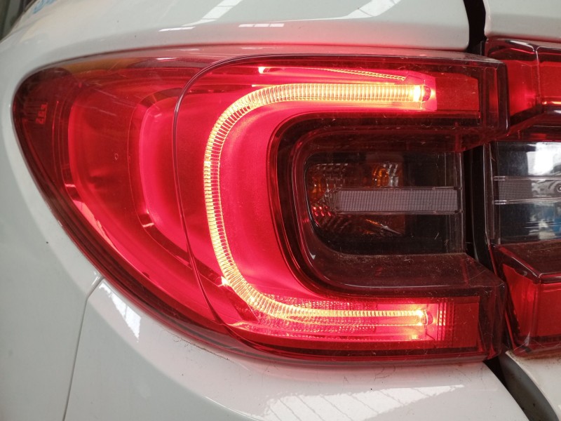 Recambio de piloto trasero izquierdo para renault kadjar (ha_, hl_) 1.5 dci 110 (hla3) referencia OEM IAM   