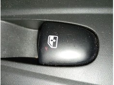 Recambio de mando elevalunas trasero derecho para renault kadjar (ha_, hl_) 1.5 dci 110 (hla3) referencia OEM IAM   