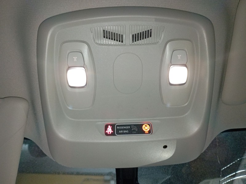 Recambio de luz interior para renault kadjar (ha_, hl_) 1.5 dci 110 (hla3) referencia OEM IAM   