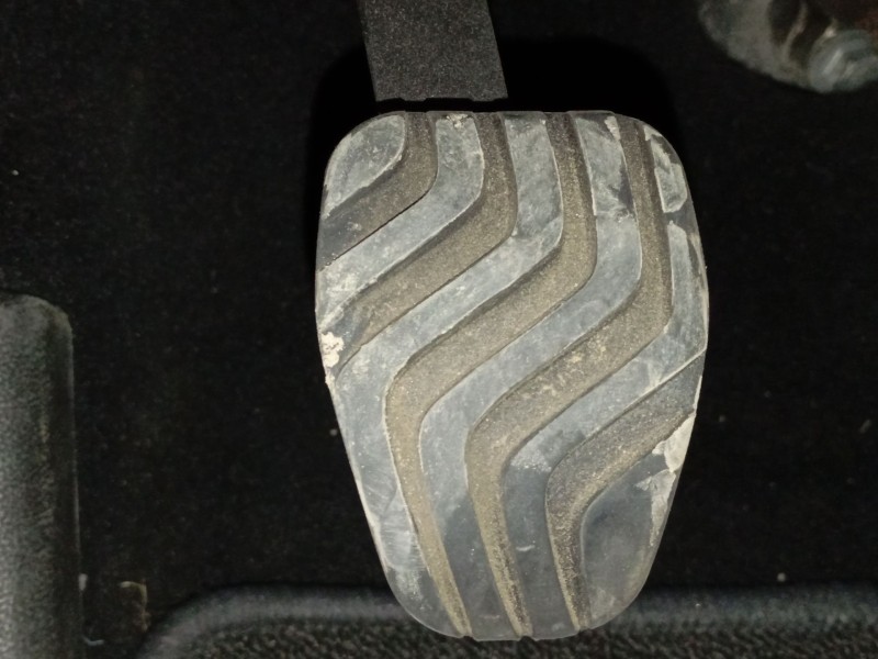 Recambio de pedal embrague para renault kadjar (ha_, hl_) 1.5 dci 110 (hla3) referencia OEM IAM   