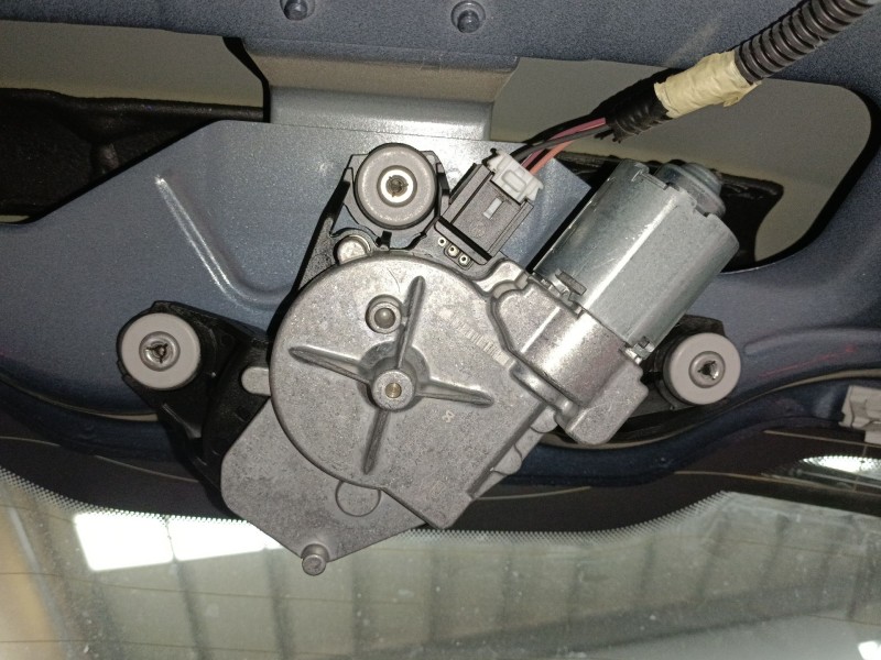 Recambio de motor limpia trasero para renault kadjar (ha_, hl_) 1.5 blue dci 115 referencia OEM IAM   