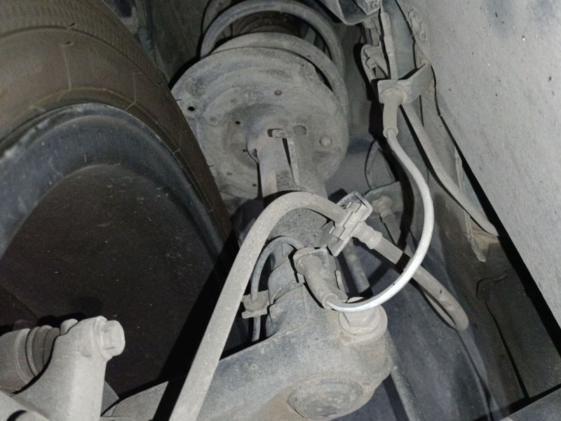 Recambio de amortiguador delantero derecho para renault kadjar (ha_, hl_) 1.5 blue dci 115 referencia OEM IAM   