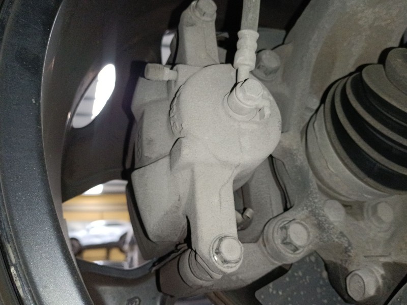 Recambio de pinza freno delantera derecha para renault kadjar (ha_, hl_) 1.5 blue dci 115 referencia OEM IAM   