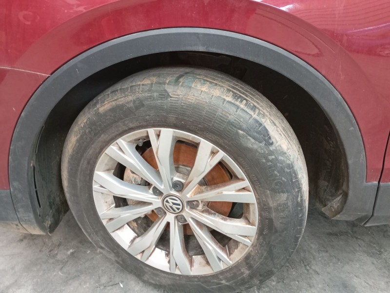 Recambio de aletin delantero izquierdo para volkswagen tiguan (ad1, ax1) 1.4 tsi referencia OEM IAM   