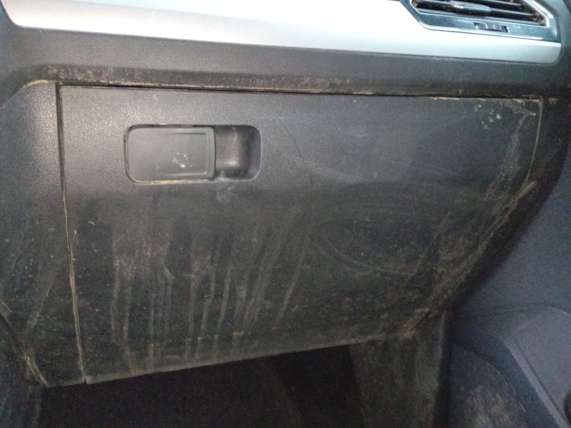 Recambio de guantera para volkswagen tiguan (ad1, ax1) 1.4 tsi referencia OEM IAM   
