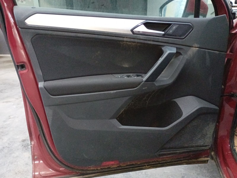 Recambio de guarnecido puerta delantera izquierda para volkswagen tiguan (ad1, ax1) 1.4 tsi referencia OEM IAM   