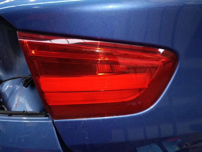 Recambio de piloto trasero izquierdo porton para bmw 1 (f20) 116 d referencia OEM IAM   