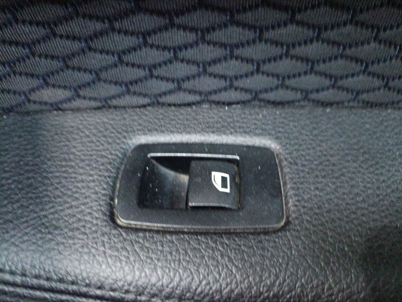 Recambio de mando elevalunas trasero derecho para bmw 1 (f20) 116 d referencia OEM IAM   