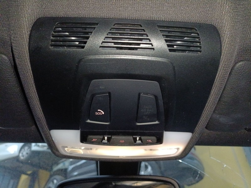 Recambio de luz interior para bmw 1 (f20) 116 d referencia OEM IAM   