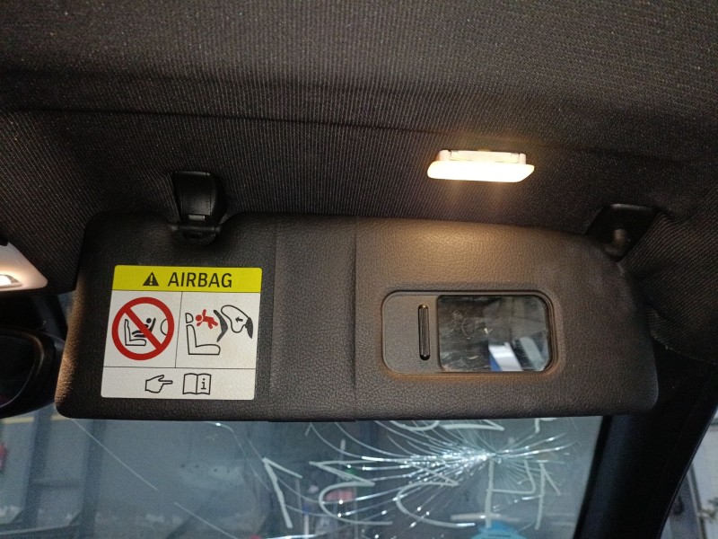 Recambio de parasol derecho para bmw 1 (f20) 116 d referencia OEM IAM   