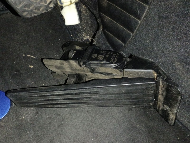 Recambio de pedal acelerador para bmw 1 (f20) 116 d referencia OEM IAM 6853176 6PVO10435-32 