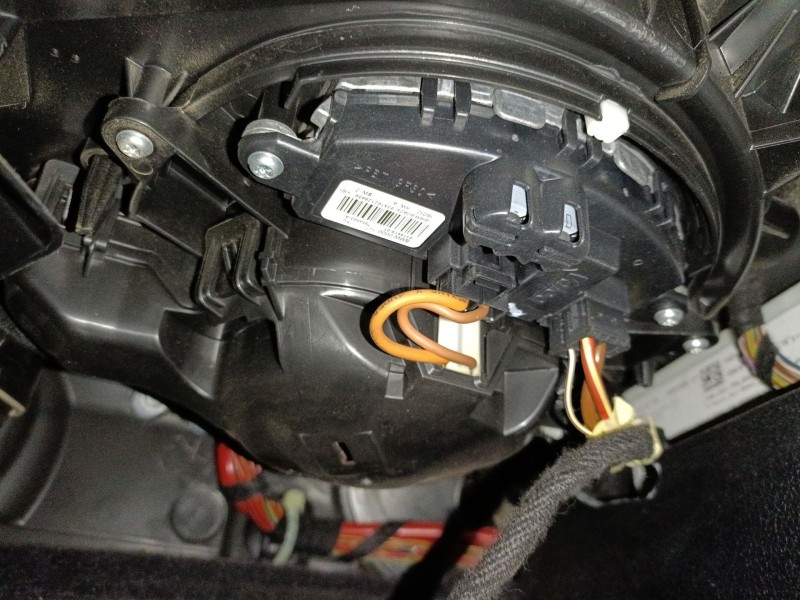 Recambio de ventilador calefaccion para bmw 1 (f20) 116 d referencia OEM IAM   